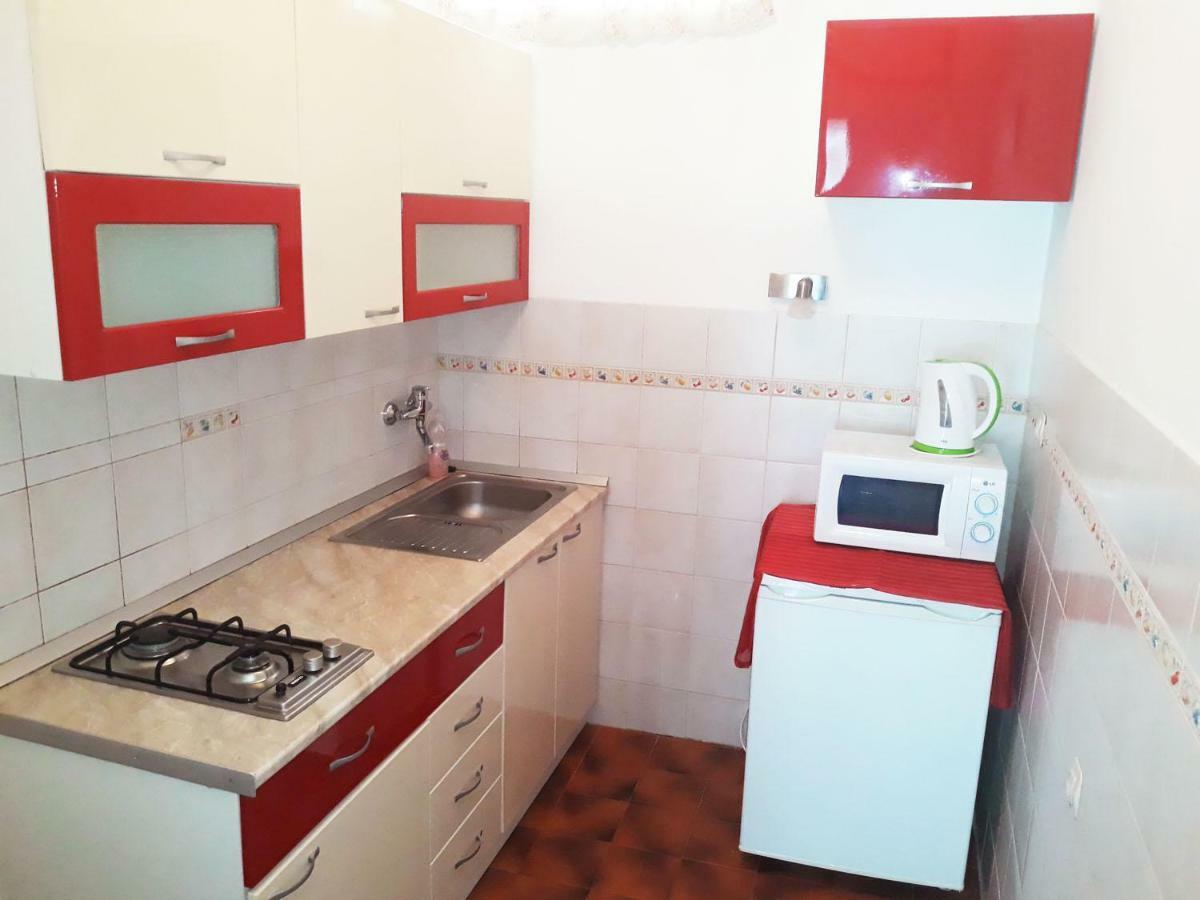 Apartments Carmen Vinišće Extérieur photo